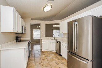 12432 Tree Pointe Ct in Riverview, FL - Foto de edificio - Building Photo