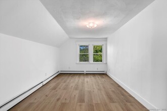 35 Young St in New Haven, CT - Building Photo - Building Photo