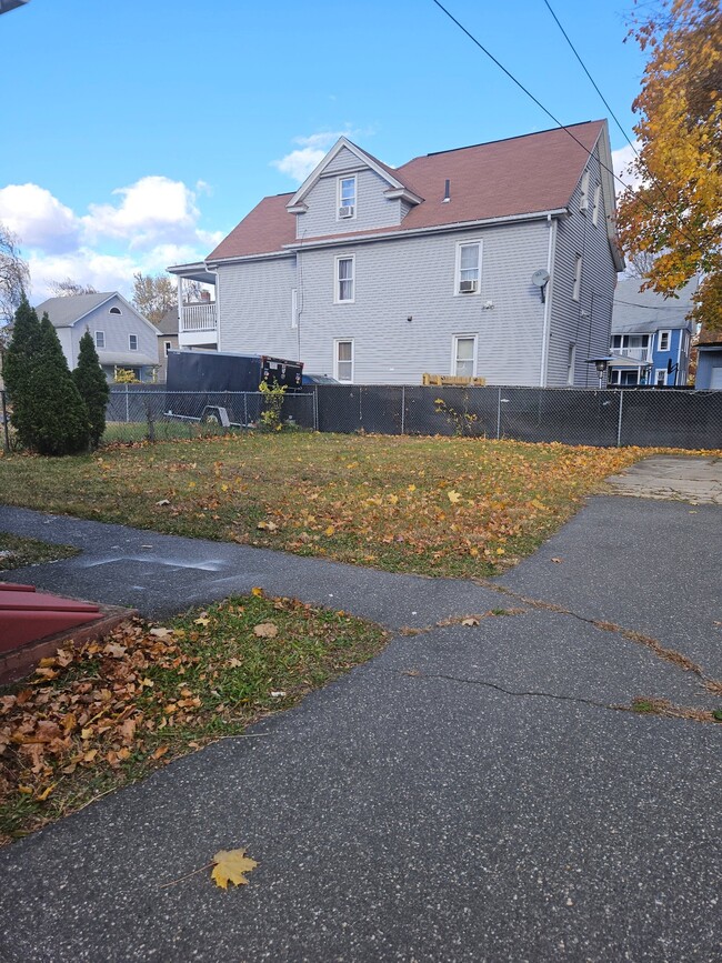 91 Andrew St in Springfield, MA - Foto de edificio - Building Photo