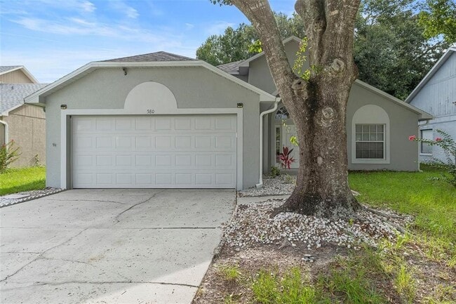 property at 580 Valencia Pl Cir