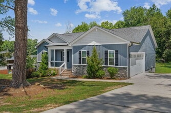 454 NC-98 in Bunn, NC - Building Photo - Building Photo
