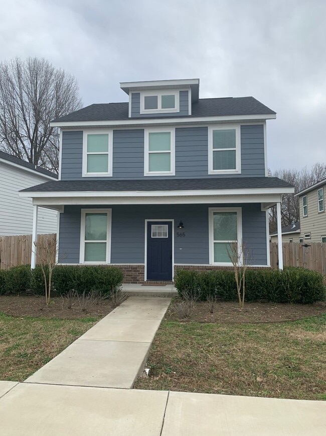 property at 565 W Cato Springs Rd