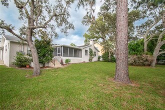 1379 Newhope Rd in Spring Hill, FL - Building Photo - Building Photo