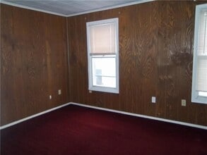 219 Chestnut St, Unit 219 A in Kittanning, PA - Foto de edificio - Building Photo
