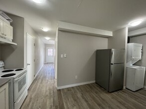 260 Robinson St in Moncton, NB - Building Photo - Building Photo