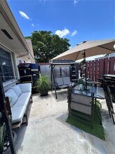 12253 SW 24th Terrace in Miami, FL - Building Photo - Building Photo