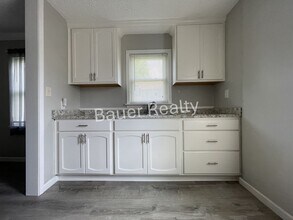 219-221 Vine St-Unit -2191 in Ashland, OH - Foto de edificio - Building Photo