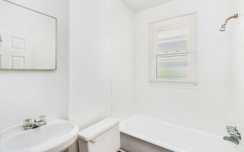 13433 Hazelridge St in Detroit, MI - Building Photo - Building Photo
