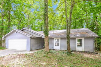 540 Ansley Dr in Roswell, GA - Building Photo - Building Photo