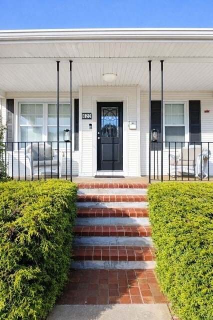 620 Hicks St in Fall River, MA - Building Photo - Building Photo