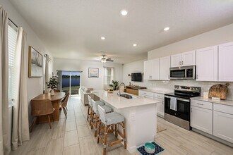 Skymor Southshore Bay in Wimauma, FL - Building Photo - Building Photo