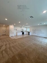 27914 C. Talavera in Romoland, CA - Foto de edificio - Building Photo