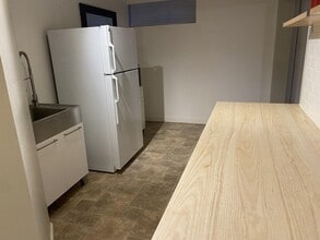 525 Brechin Rd in Nanaimo, BC - Building Photo - Building Photo