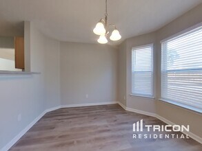 1046 Summer Cypress Dr in Villa Rica, GA - Foto de edificio - Building Photo