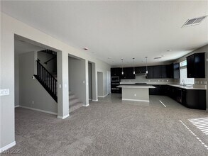309 Wakefield Ave in Enterprise, NV - Building Photo - Building Photo