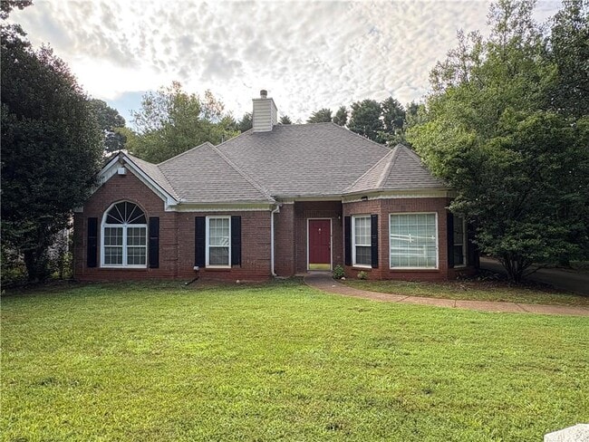 property at 582 Inwood Trail
