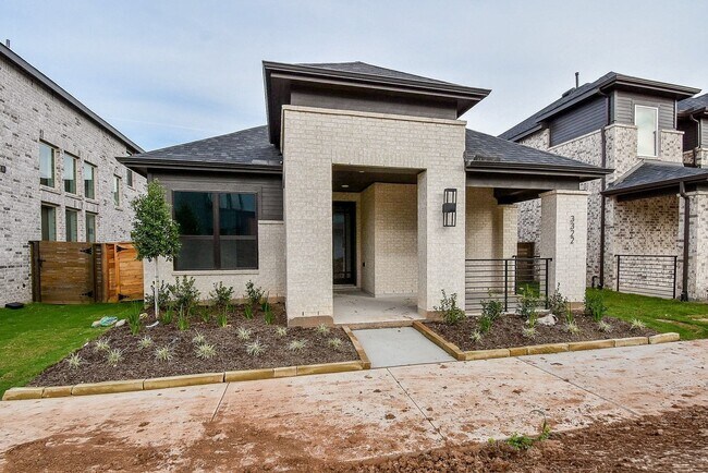 property at 3322 Verdant Ln