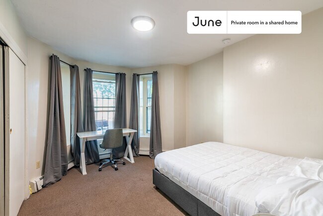 90 Hammond St photo'