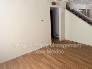 4620 Sunlight Ln SW in Albuquerque, NM - Building Photo - Building Photo