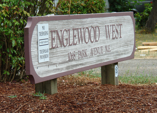 Englewood West Apartments in Salem, OR - Foto de edificio - Building Photo