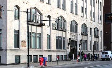 Walnut Towers Apartments in Cincinnati, OH - Building Photo - Building Photo