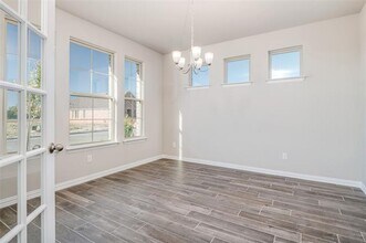 1125 W Yarrow Ave in Justin, TX - Building Photo - Building Photo