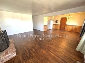 1038 Lorenzo Ct in Seaside, CA - Building Photo - Building Photo