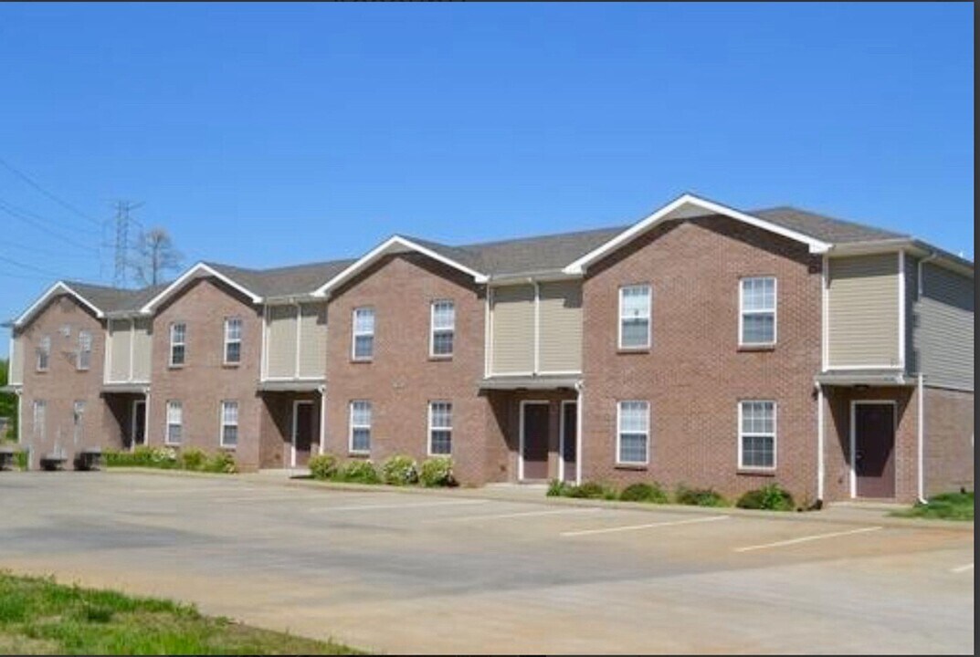 769 Cherrybark Ln in Clarksville, TN - Building Photo