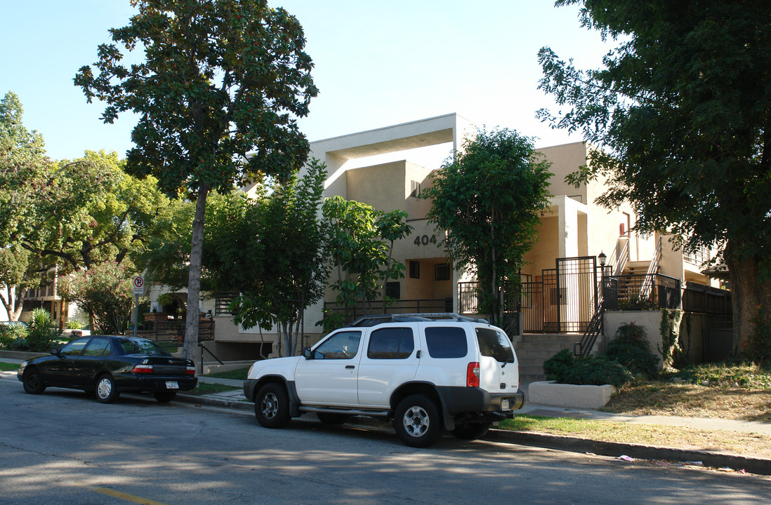 404 W Stocker St in Glendale, CA - Building Photo