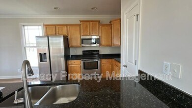 40 Golden Oats Dr in Angier, NC - Building Photo - Building Photo