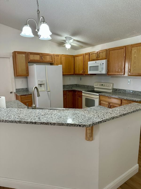 1184 Sapphire St SE in Palm Bay, FL - Foto de edificio - Building Photo