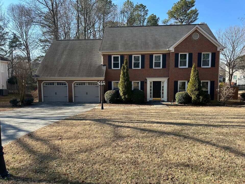 2881 Wynford Dr S W in Marietta, GA - Building Photo