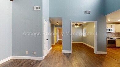 2900 Andre Ln, Unit 237 in Turlock, CA - Building Photo - Building Photo