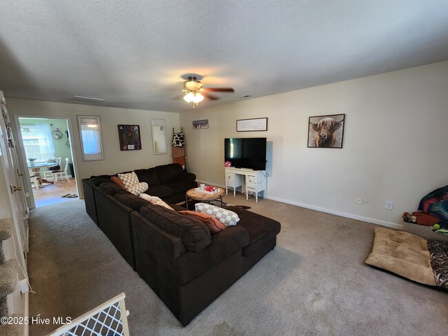 224 Smallwood Rd in Hubert, NC - Building Photo - Building Photo
