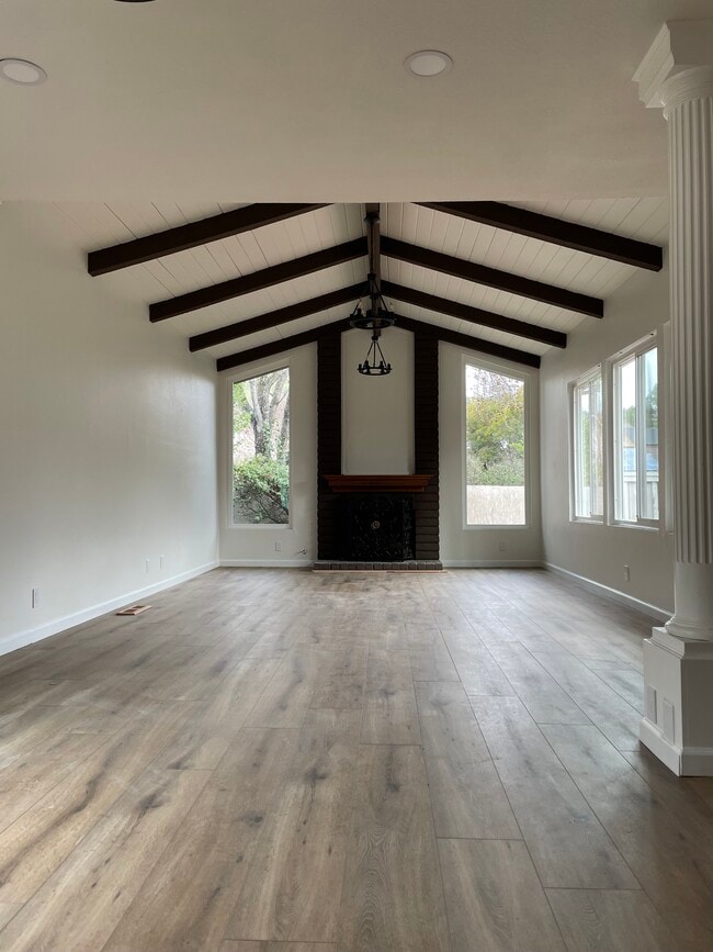 717 Navaronne Way in Concord, CA - Building Photo - Building Photo