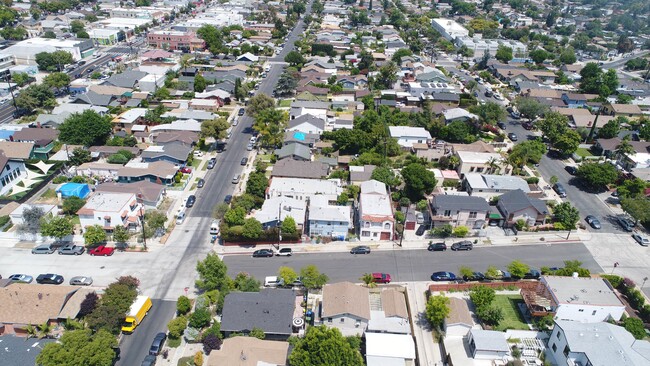 1222 N Avenue 49 in Los Angeles, CA - Building Photo - Building Photo