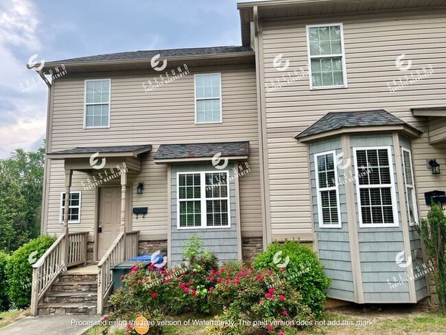 property at 417 Georgetown Cir