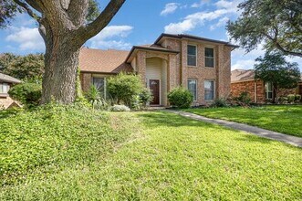 2019 Lavaca Trail in Carrollton, TX - Building Photo - Building Photo
