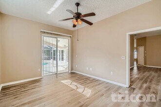 856 Crestridge Cir in Tarpon Springs, FL - Building Photo - Building Photo