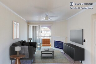 1579 E Jefferson Wy in Simi Valley, CA - Building Photo