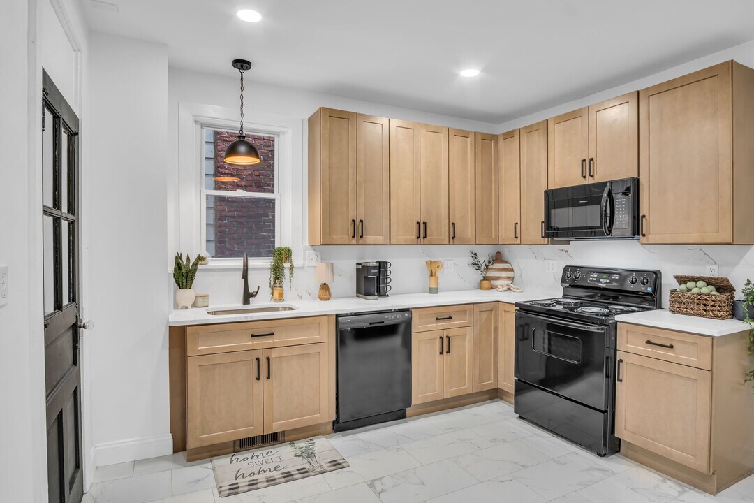 721 N 2nd St in Steelton, PA - Building Photo