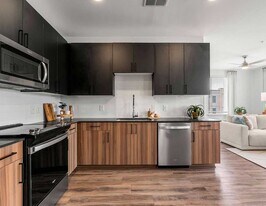 Signal in Hapeville, GA - Building Photo