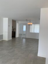 4411 W Broward Blvd in Plantation, FL - Building Photo - Building Photo