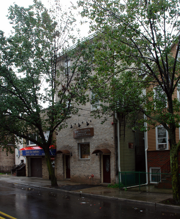 126 Jackson St in Newark, NJ - Foto de edificio