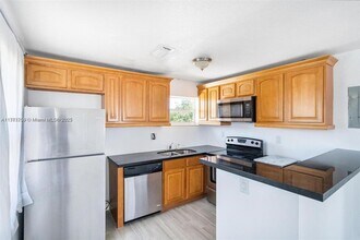 6221 NW Miami Ct in Miami, FL - Building Photo - Building Photo