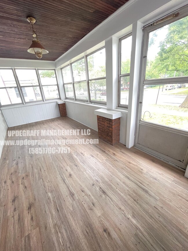 919 Chili Ave in Rochester, NY - Building Photo - Building Photo
