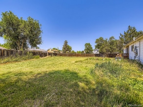 10895 Fairfax Way in Thornton, CO - Building Photo - Building Photo