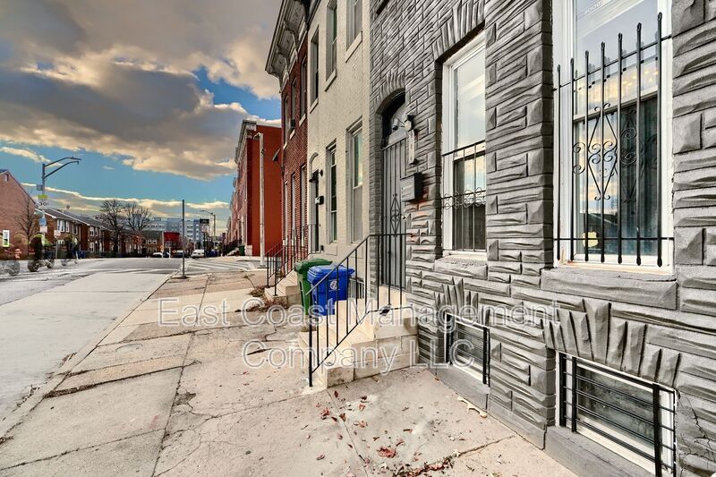 904 E Preston St in Baltimore, MD - Building Photo