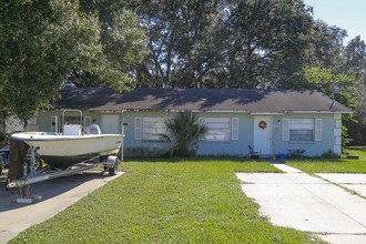 Palmetto Duplex Portfolio in Palmetto, FL - Foto de edificio - Building Photo