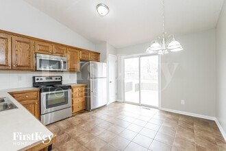 11039 N Ditman Ct in Kansas City, MO - Building Photo - Building Photo